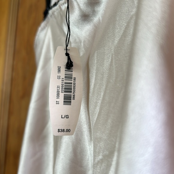 VICTORIA'S SECRET VINTAGE RARE Pink Satin Lace Chemise Slip lingerie Size Large - Picture 6 of 9